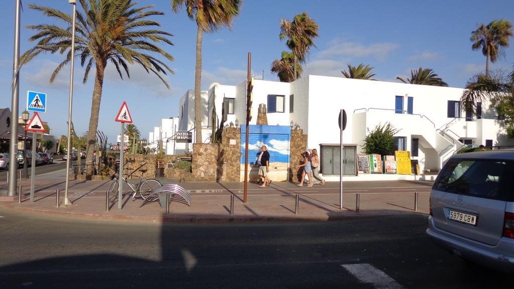 Habitaciones Residencial Corralejo Centro Playa Exterior photo