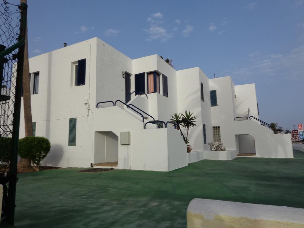 Habitaciones Residencial Corralejo Centro Playa Exterior photo
